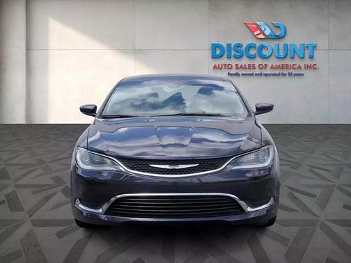 2017 Chrysler 200 Limited