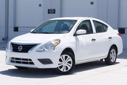 2019 Nissan Versa 1.6 S+