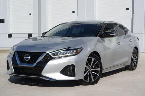2023 Nissan Maxima SV