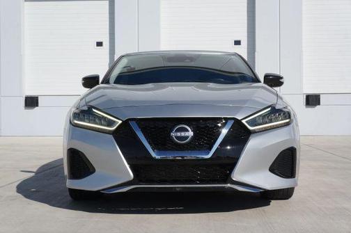 2023 Nissan Maxima SV