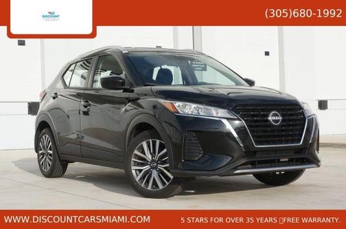 Super Black 2024 Nissan Kicks SV