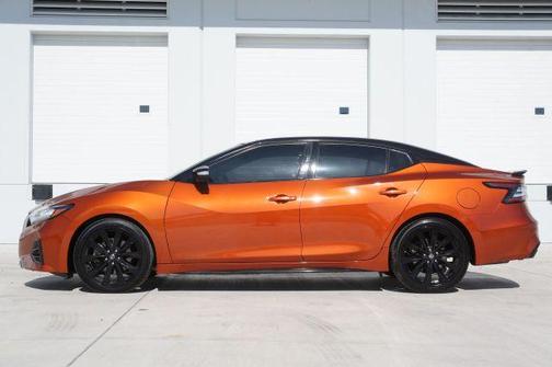 Sunset Drift Chromaflair 2019 Nissan Maxima 3.5 SR