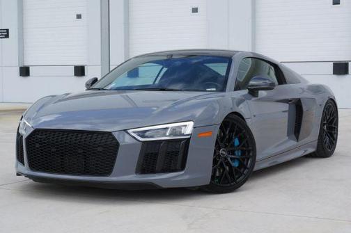 Florett Silver Metallic 2017 Audi R8 5.2 quattro