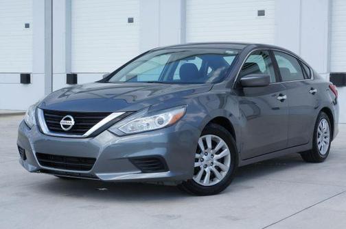 Gray 2017 Nissan Altima 2.5 S