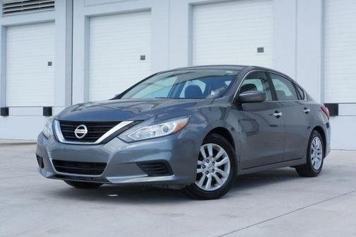 Gray 2017 Nissan Altima 2.5 S