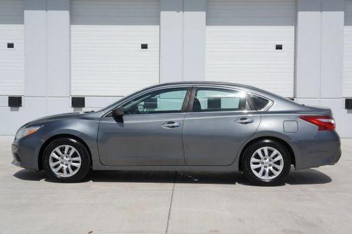 Gray 2017 Nissan Altima 2.5 S