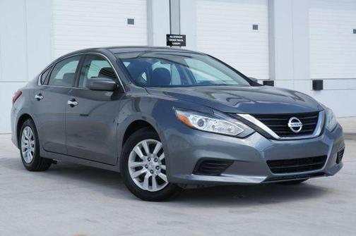 Gray 2017 Nissan Altima 2.5 S
