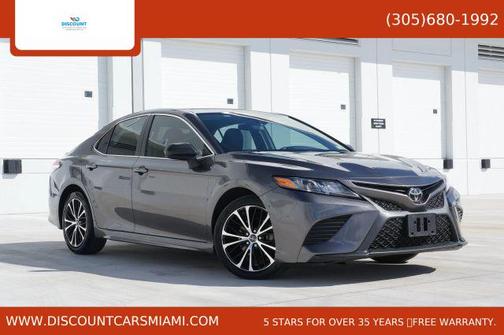 2020 Toyota Camry SE