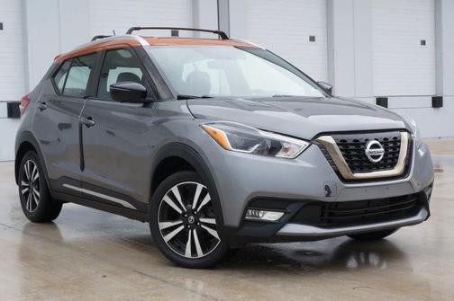 2019 Nissan Kicks SR