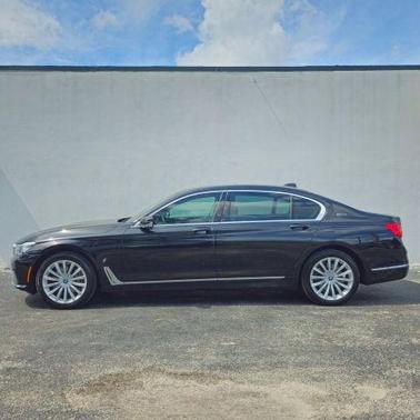 2019 BMW 740e xDrive iPerformance
