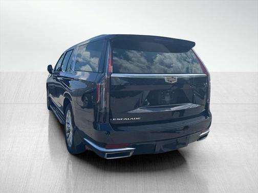2022 Cadillac Escalade ESV Premium Luxury