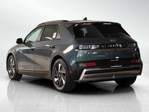 2025 Hyundai IONIQ 5 SEL