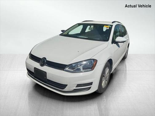 2016 Volkswagen Golf SportWagen TSI S 4-Door
