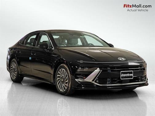 2025 Hyundai SONATA Hybrid SE