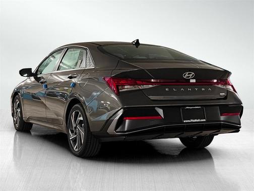 2025 Hyundai ELANTRA HEV Limited