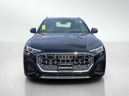 2024 Audi Q8 55 Prestige