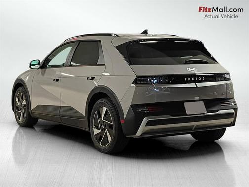 2025 Hyundai IONIQ 5 SEL