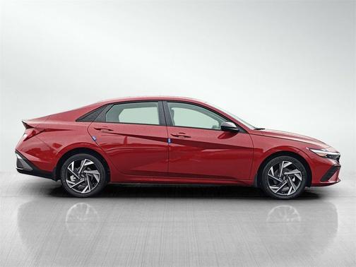 2025 Hyundai ELANTRA Sport