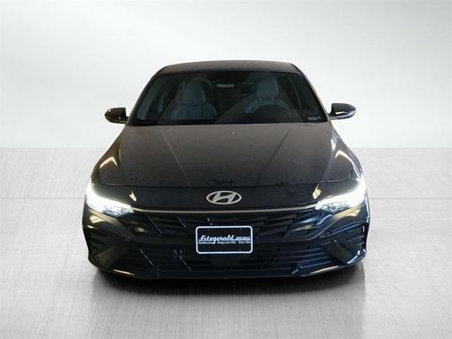 2025 Hyundai ELANTRA HEV Limited