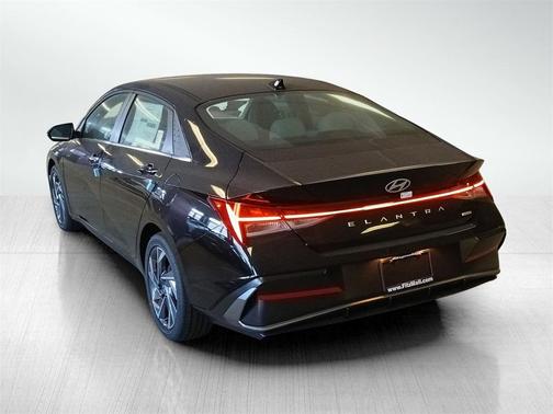 2025 Hyundai ELANTRA HEV Limited