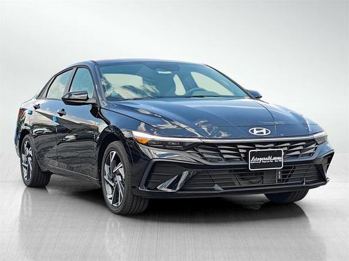 2025 Hyundai ELANTRA Sport
