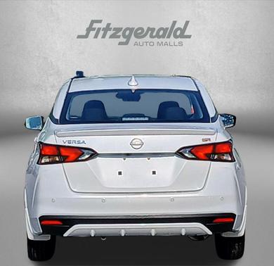 Aspen White Tricoat 2025 Nissan Versa 1.6 S