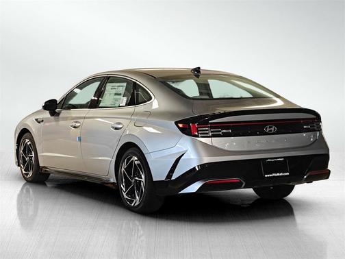 2026 Hyundai SONATA SEL