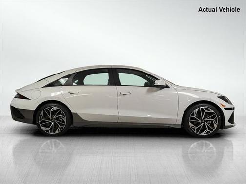 2025 Hyundai IONIQ 6 SEL