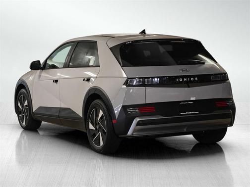 2026 Hyundai IONIQ 5 SE