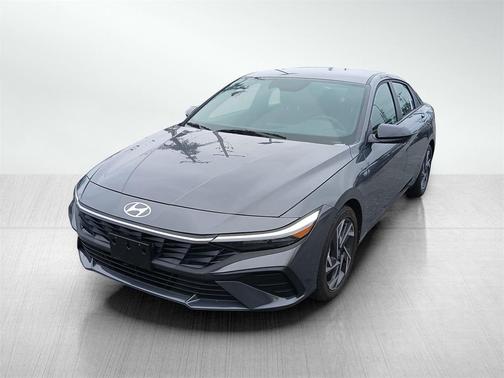 2025 Hyundai ELANTRA Sport