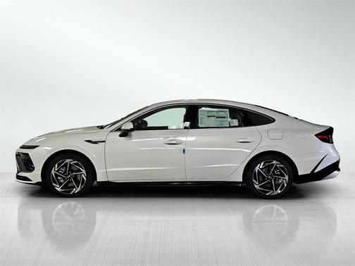 2026 Hyundai SONATA SEL