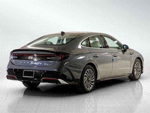 2026 Hyundai SONATA Hybrid SE