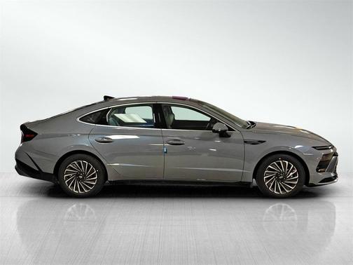 2026 Hyundai SONATA Hybrid SE