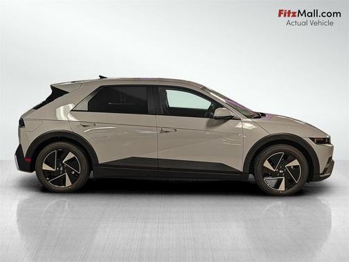 2025 Hyundai IONIQ 5 SE