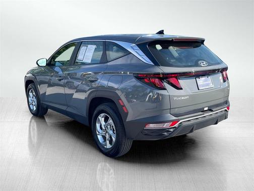 2024 Hyundai TUCSON SE