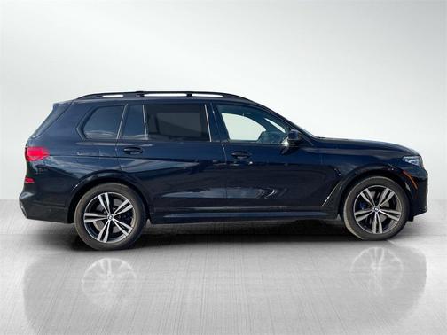 2020 BMW X7 M50i