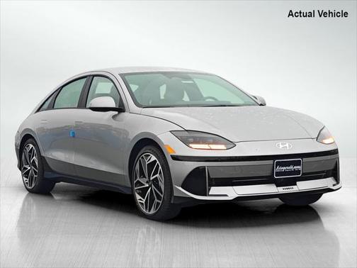 2025 Hyundai IONIQ 6 SE