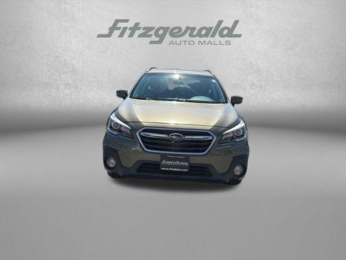 Wilderness Green Metallic 2018 Subaru Outback 2.5i Touring