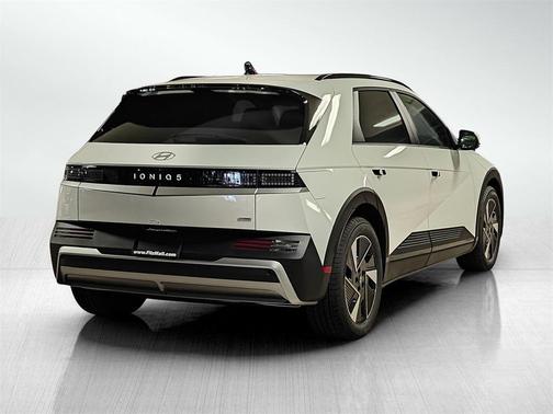 2025 Hyundai IONIQ 5 SEL