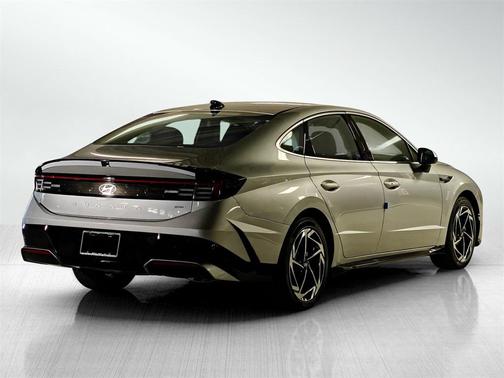 2026 Hyundai SONATA SEL