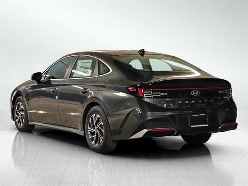 2026 Hyundai SONATA Hybrid Base