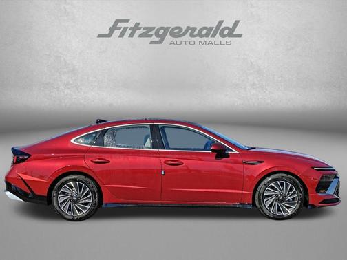 2026 Hyundai SONATA Hybrid SE