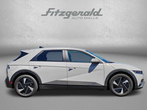 Cyber Gray 2026 Hyundai IONIQ 5 SEL