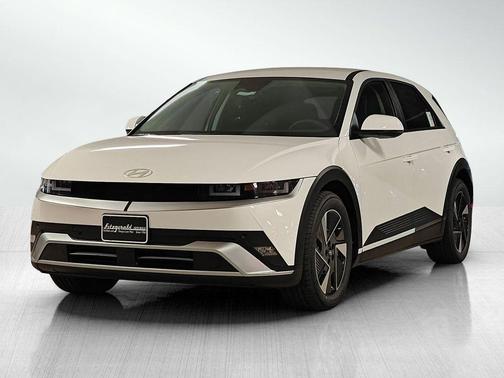 2025 Hyundai IONIQ 5 SE