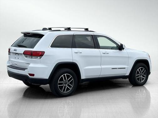 2020 Jeep Grand Cherokee Laredo
