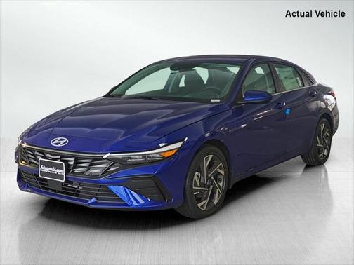 2025 Hyundai ELANTRA SEL