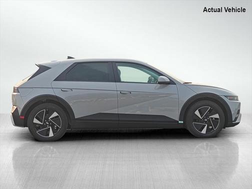 2025 Hyundai IONIQ 5 SE