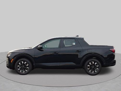 Phantom Black 2027 Hyundai SANTA CRUZ SE
