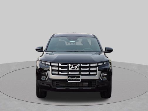Phantom Black 2027 Hyundai SANTA CRUZ SE