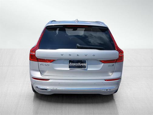 2022 Volvo XC60 B5 Inscription